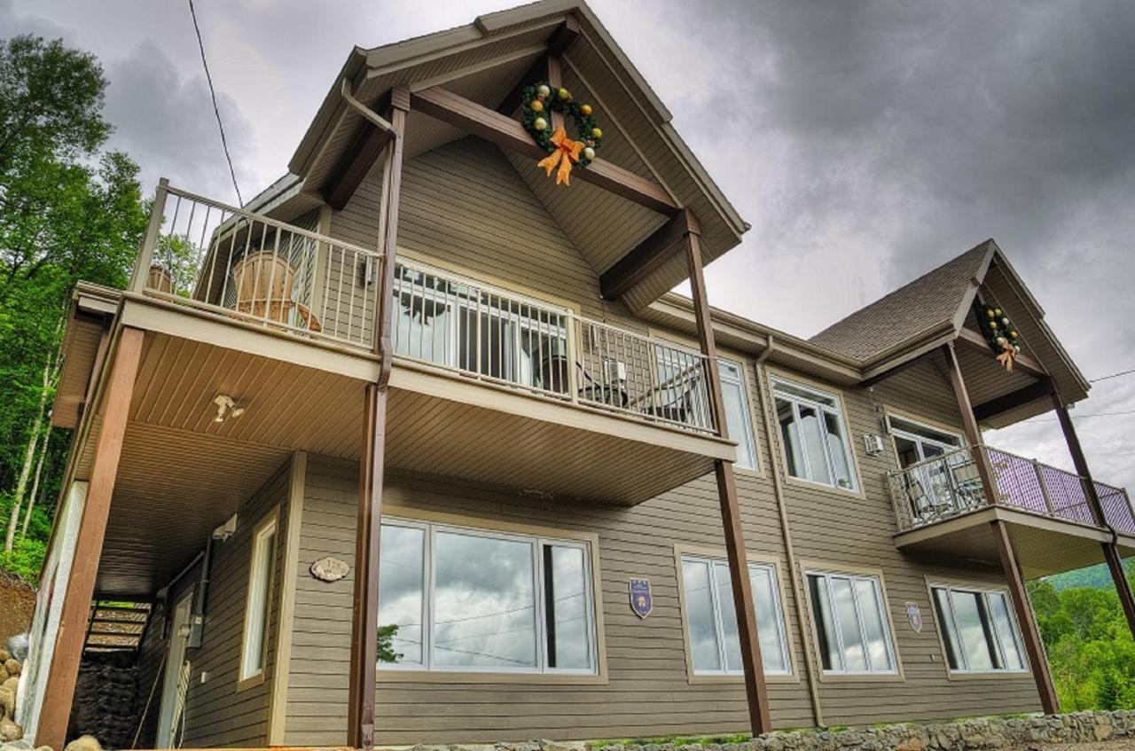 Chalet Potvin Bouchard L'Anse-Saint-Jean Exterior photo